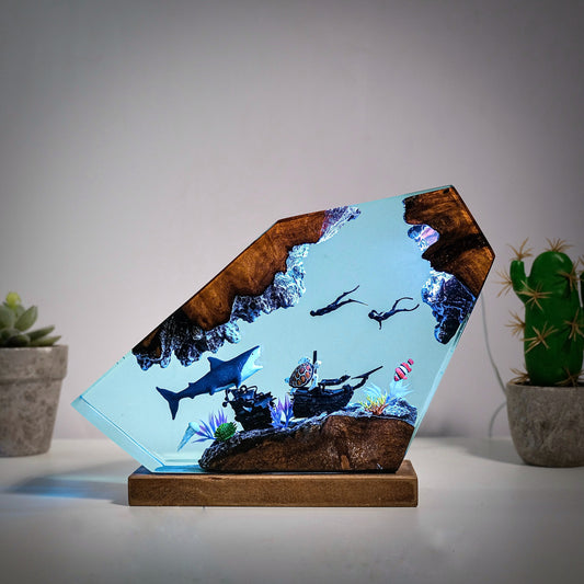 Ocean resin lamps .Sunken boats, sharks and turtles