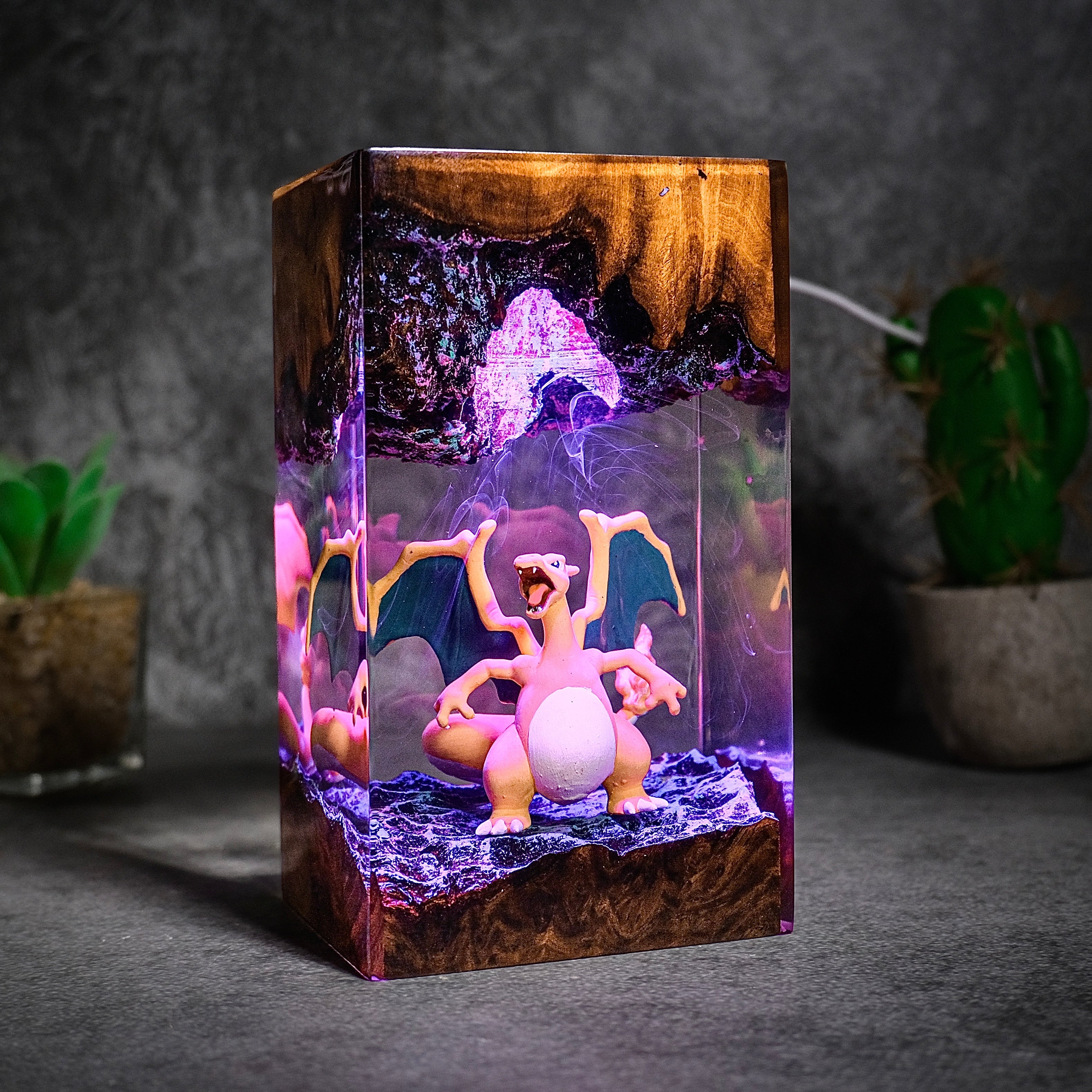 Charizard Pokemon Resin lamp