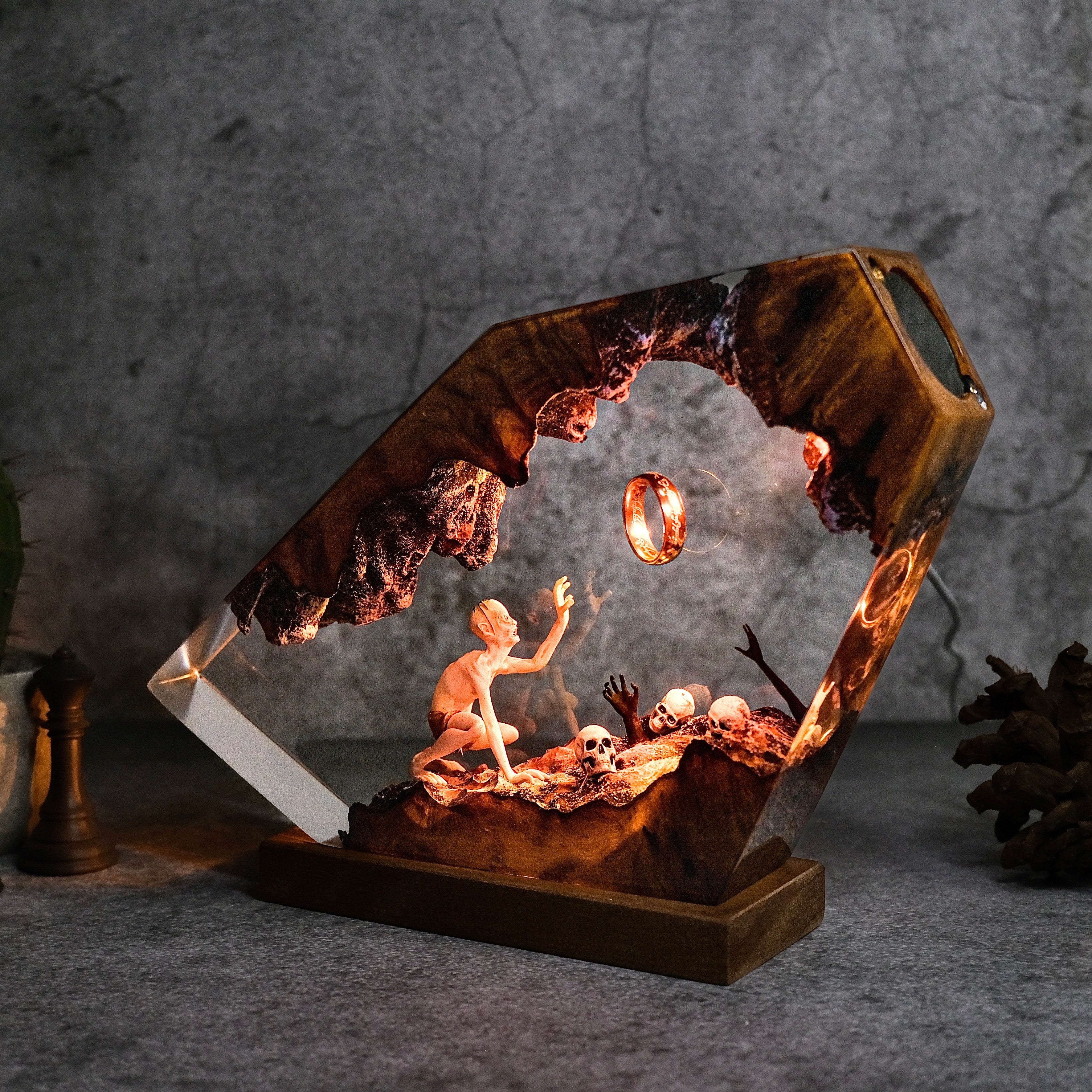 Golum Lord of the rings Resin lamp