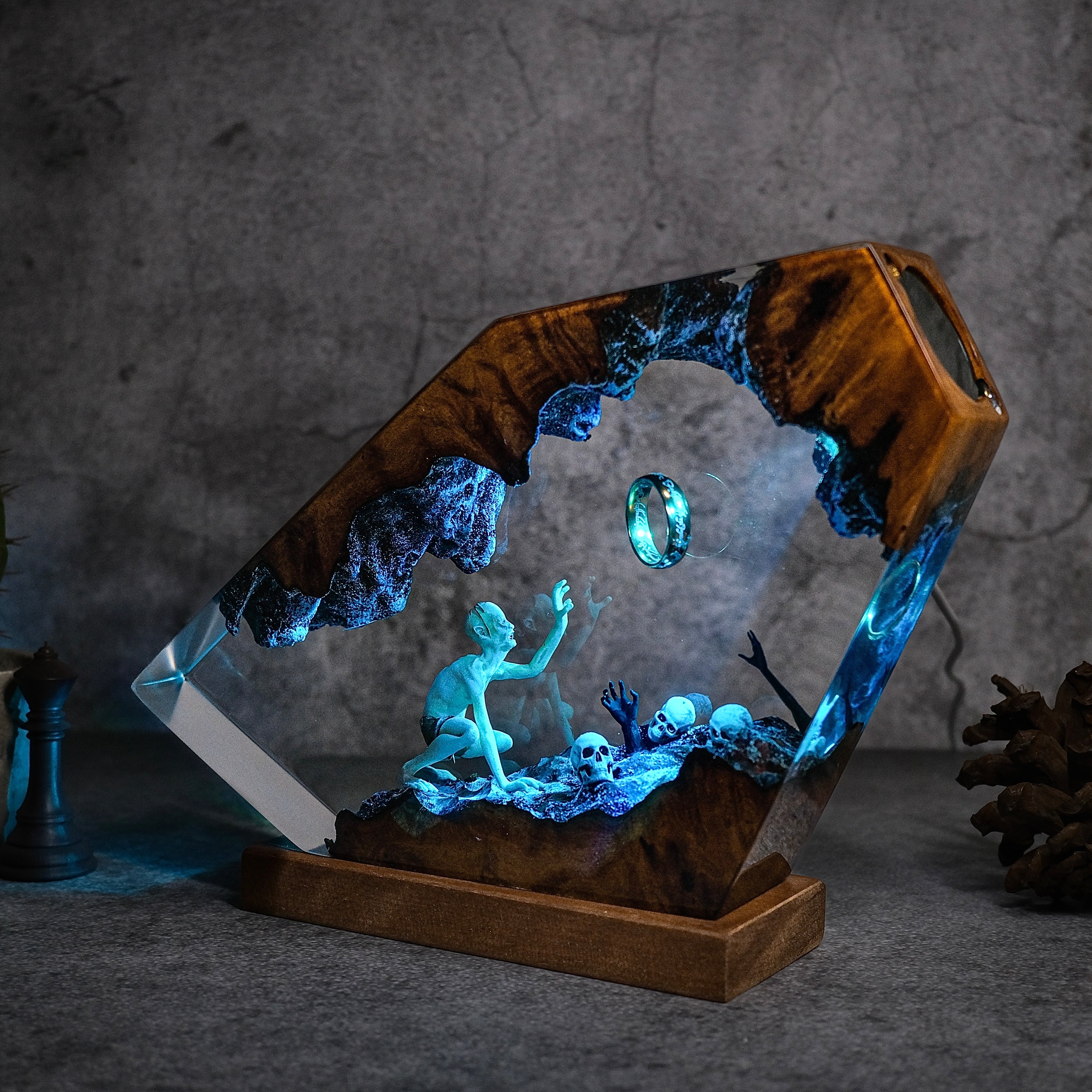 Golum Lord of the rings Resin lamp