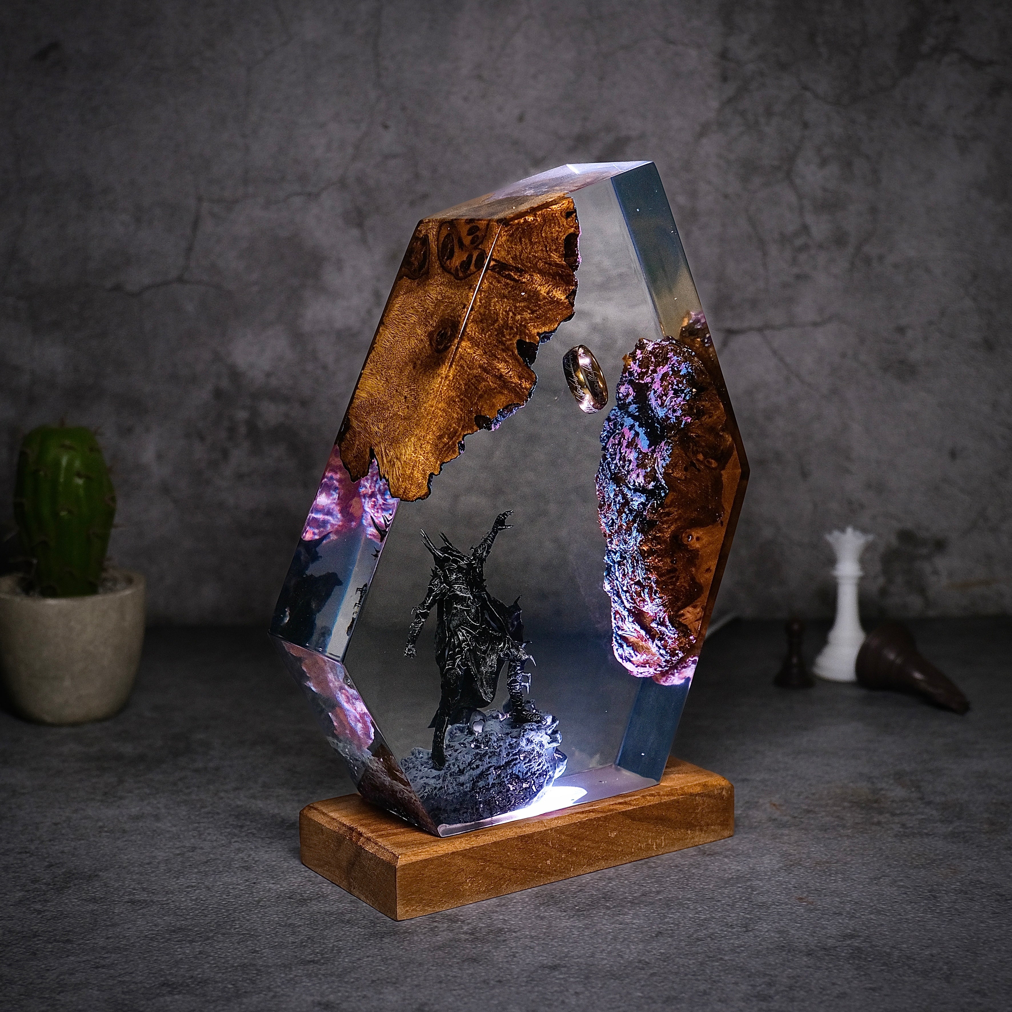 Sauron Lord of the rings hexagon resin lamp