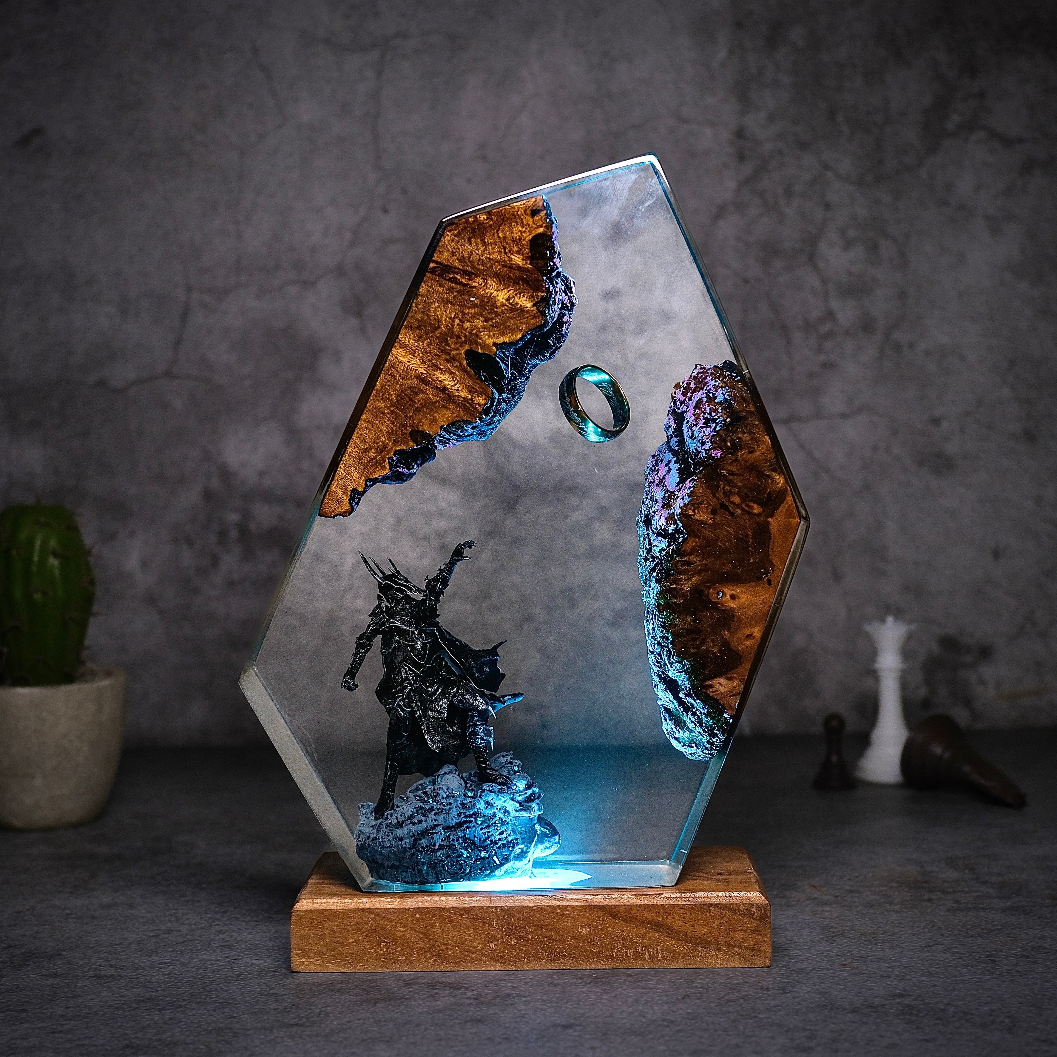 Sauron Lord of the rings hexagon resin lamp