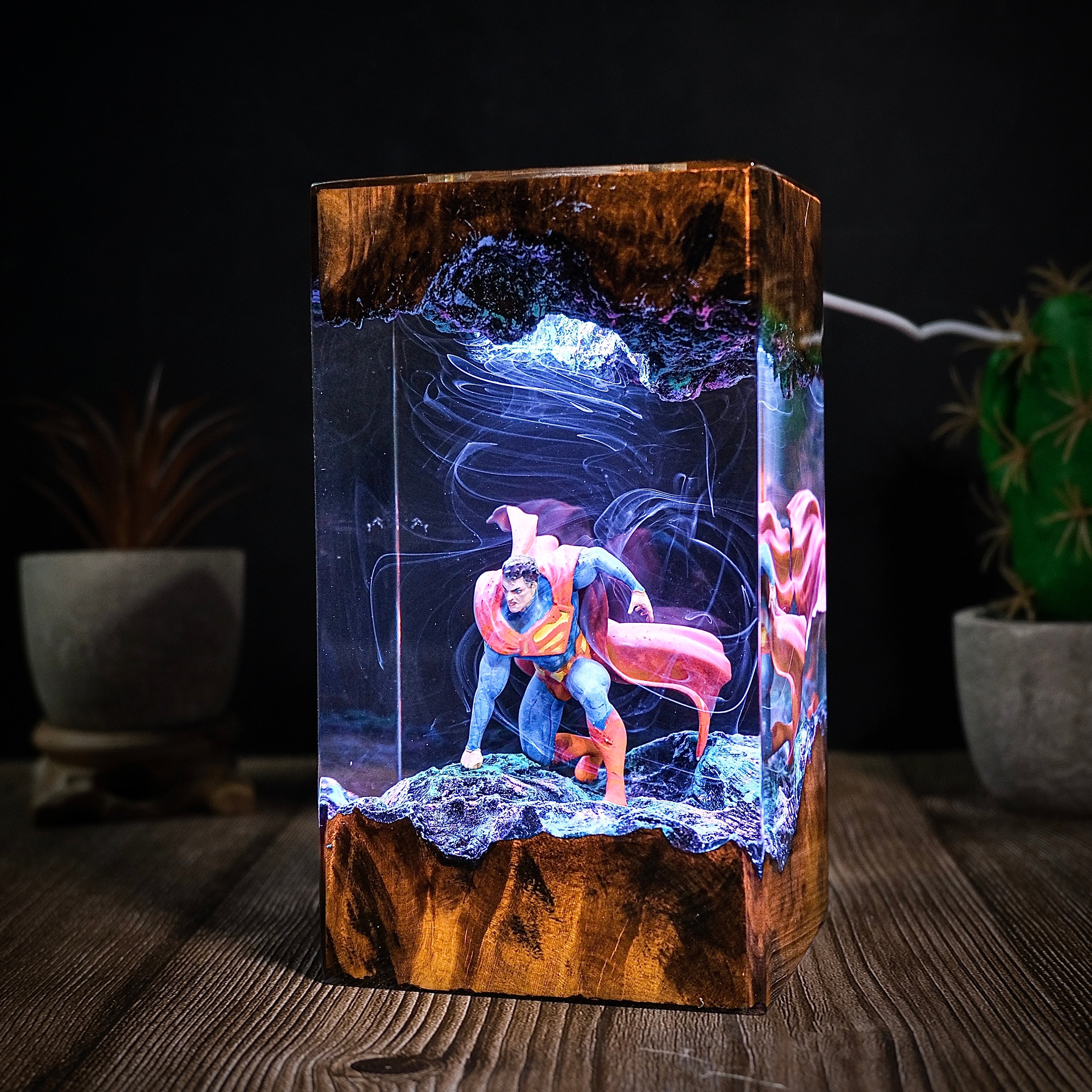 Super man , Man of steel Resin lamp